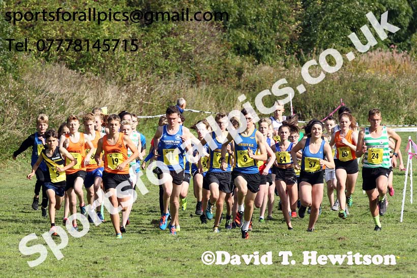 Boys and girls under-15s 2019 Sunderland Harriers Open Cross Country. Photo:  David T. Hewitson/Sports for All Pics